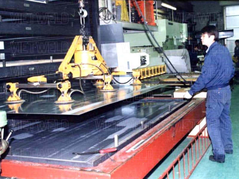 thiet bi nang ha hut chan khong jvd m6